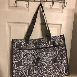 Thirty One Deluxe Organizing Utility Tote